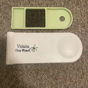 Vidalia Chop Wizard in White and Green